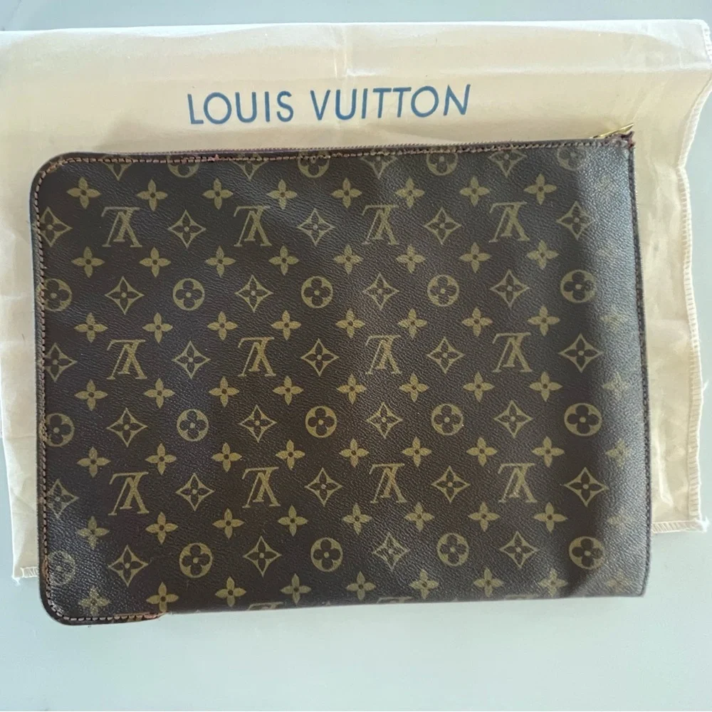 Louis Vuitton Laptop Sleeve Pouch Vintage 1982 Monogram Poche Document Portfolio